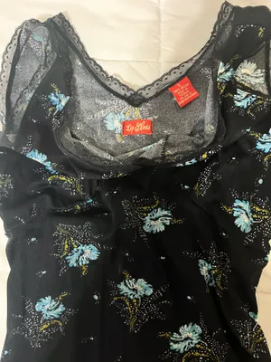 Lip gloss black floral mini dress thumbnail 2