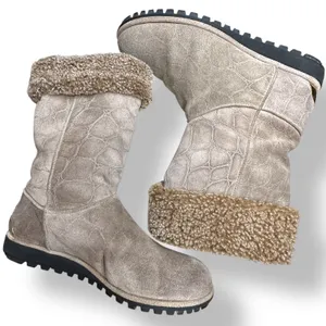 Stuart Weitzman Suede Shearling Lined Winter Boots‎ Taupe Croc Embossed Size 7.5 thumbnail 2