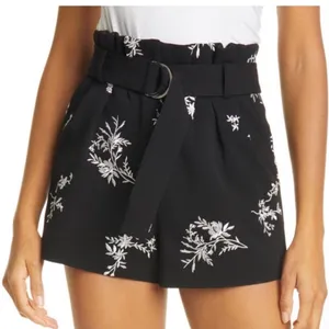 MAJE Ima Floral Embroidered Shorts Floral Preppy Size 36‎ US Small Black thumbnail 1