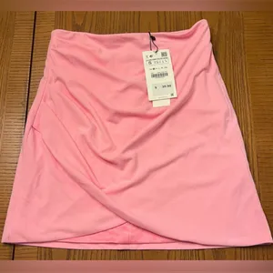 ZARA High-Waisted Draped Mini‎ Skirt in Light Pink Size Small Bloggers Fav NEW thumbnail 8