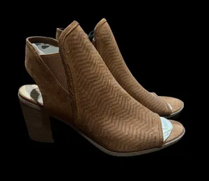 Time and Tru Tan Suede Ankle Strap Heel Boots With Memory Foam Insoles Size 9.5 thumbnail 1