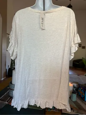 Plus Size Cream Ruffle Short thumbnail 3