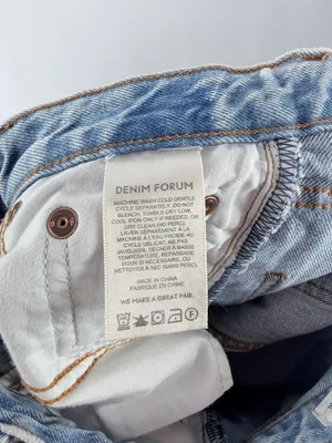Denim Forum The Romy Mid Rise Classic Straight Leg Jeans Light Blue 23 x 30 Long thumbnail 7