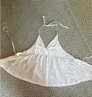 Backless white top thumbnail 2