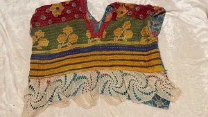 Reversible Kantha Top Multiple thumbnail 2