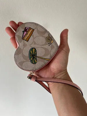 Coach Heart Coin Case thumbnail 7