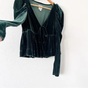 Anthropologie Maeve Pine Green Velvet Babydoll V-Neck Long Sleeve Top thumbnail 6
