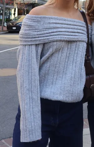 Off-The-Shoulder Sweater Edikted thumbnail 1