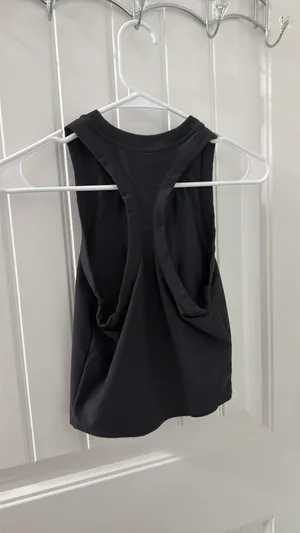 Old Navy Active Tank thumbnail 2