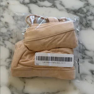 NWOT Quince Beige Light Nude Second Skin Scoop Neck Bralette (2-Pack) Sz XS thumbnail 8