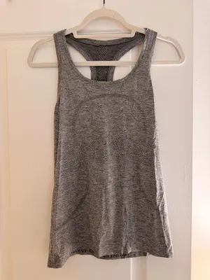 Lululemon Tank Swiftly Tech thumbnail 2