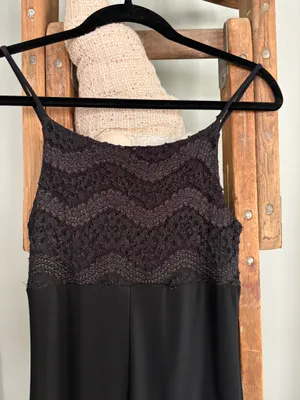 Planet love size medium, black maxi dress with lace top thumbnail 4