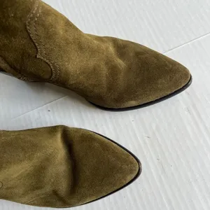 Frye Reed Sz 7M Olive Green Suede Side Zipper Tall Casual Dress Heeled Boots thumbnail 10