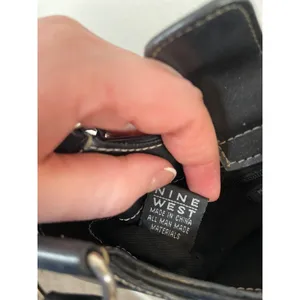Nine West Black Faux Leather y2k small shoulder Handbag thumbnail 5