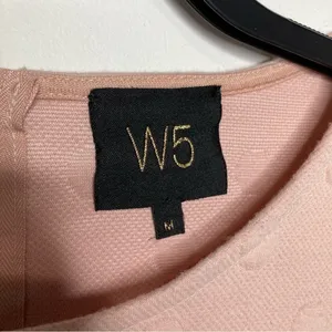 Anthropologie W5 blush textured dot top size medium‎ thumbnail 2