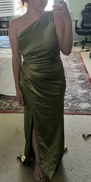 Hazel the Label Green Dress thumbnail 5