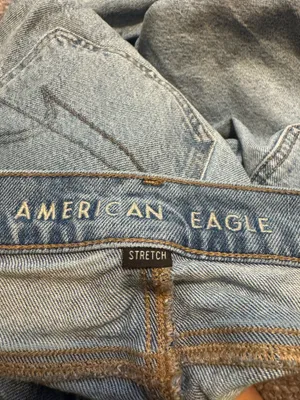American Eagle Jeans thumbnail 2