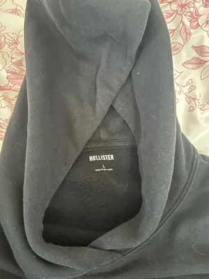 Hollister black hoodie thumbnail 2