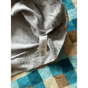 Athleta Long Sleeve Shirt Womens Sz Medium Gray Heathered Rayon Blend‎ Sweater thumbnail 5