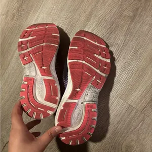 brooks adrenaline gts 22 size us 9.5 thumbnail 7