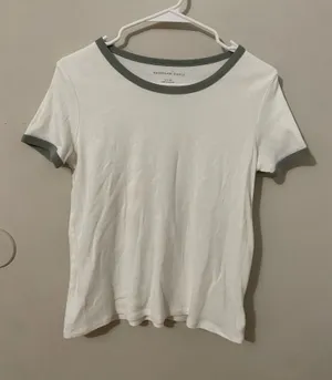 American Eagle Outfitters White Top thumbnail 1