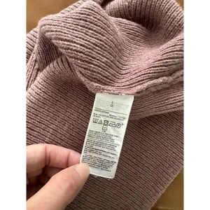 Old Navy Purple Ribbed Knit V Neck Tank Top Women’s Size Large thumbnail 6