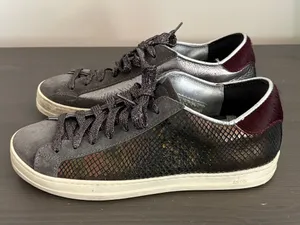 P448‎ John Turan Lace Up Sneakers Snake colorway Women’s size 37 Low Top thumbnail 1