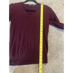 Lauren‎ Ralph Lauren Maroon V Neck Sweater With Gold Buttons On Sleeve XS NWT thumbnail 6
