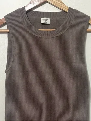 Abercrombie & Fitch Ribbed Sweater Tank Top Size XS Knit Brown Taupe Fall winter thumbnail 4