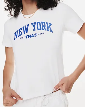 Aritzia T-Shirt thumbnail 4
