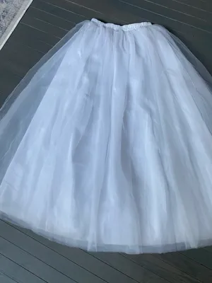 White Tulle Skirt Size Large thumbnail 5