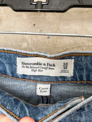 Abercrombie the High Rise 90s Relaxed Cutoff Short Curve Love thumbnail 2