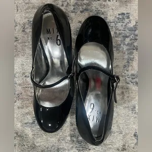 FINAL PRICE Mix No. 6 Shiny Black Heels thumbnail 7