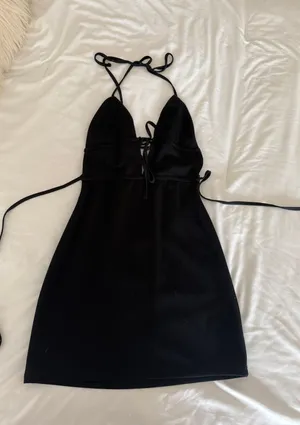 Edikted Black Mini Dress thumbnail 2