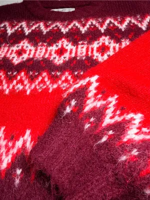 LOFT Women’s Fuzzy Fair Isle Oversized Sweater Small Red Burgundy Wool Blend thumbnail 7