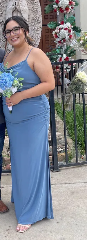 Davids Bridal Bridesmaid Dress Worn ONCE thumbnail 1