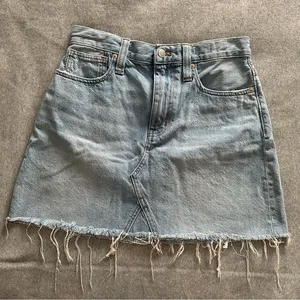 Madewell denim skirt distressed raw hem rigid denim Aline size 28 thumbnail 1