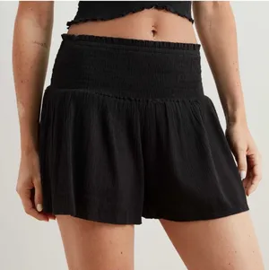 Aerie Smocked High Waisted Black Shorts Size Medium thumbnail 1
