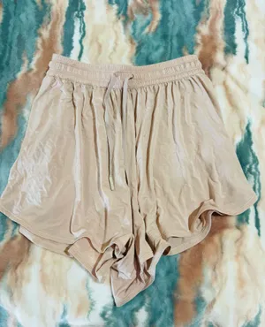 Lululemon Shorts thumbnail 1