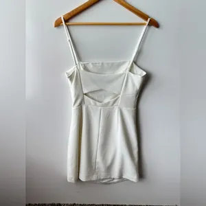 French Connection Women's‎ Whisper Back-Cutout Dress Size 6 thumbnail 5