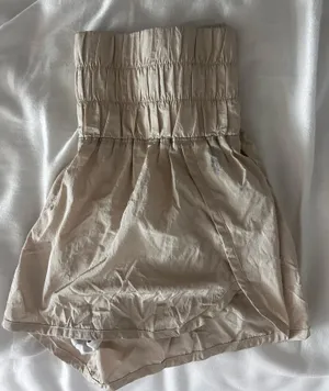 Free people shorts  thumbnail 2