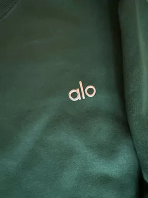 Alo Crewneck Yoga thumbnail 2