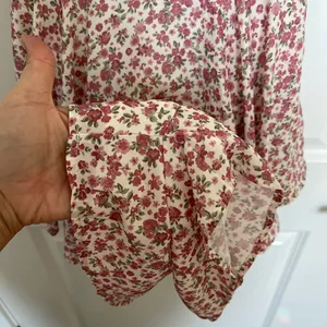NEW Altar’d State Floral Romper Size XL NWT thumbnail 4
