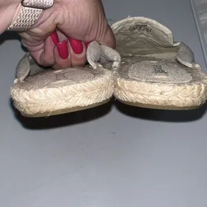 Soludos Ibiza Embroidered Mule Womens Size 8.5 Espadrille Flats‎ Floral Tan Boho thumbnail 3