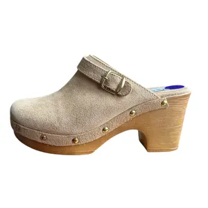Steve‎ Madden Klicky Tan Suede Studde Clogs Women's Sz 38.5 thumbnail 2