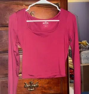 Hollister scoop neck long sleeve tee! thumbnail 1