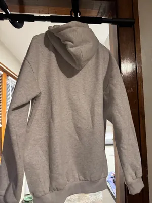 comfrt sweatshirt  thumbnail 3