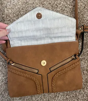 Brown purse thumbnail 2