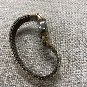 Timex Indiglo women’s watch vintage CR 1216 SKU 402 thumbnail 2