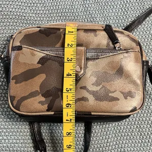 G.I.L.I Camo Print Leather Purse With Wallet Insert EUC thumbnail 12